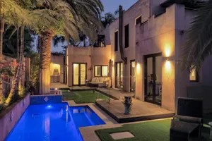 Image of Luxe Thirroul Home, Pool Spa Home Theatre