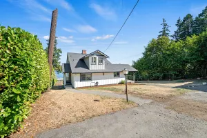 Image of Casa Cielo NEW! Steilacoom Lakefront Retreat