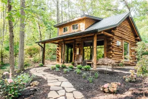 Image of Cabin off 39 - Peaceful, private one bedroom cabin