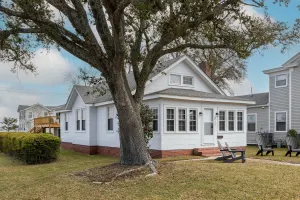 Image of ALMOST NEW cottage in quaint historic downtown Morehead City. Built in 2020.
