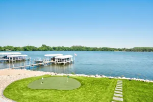 Image of On Par Silver Lake Condo