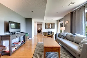 Image of Pond View on Pinnacle