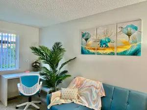 Image of Modern 3BR Retreat Near JBLM and Lakewood Parks