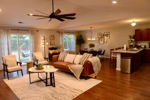 Image of Spacious 4BD Home w EV charger near Sequoia Ntl Pk