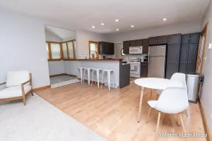 Image of Modern Lakeside Vacation Home