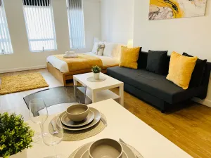 Image of Luxury Apartment in Luton