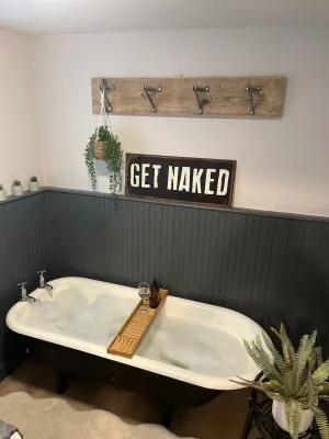 Image of CWTCH COTTAGE Llantrisant 2 bed home - sleeps 4