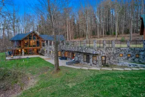 Image of Pool, Hot tub, Sauna, sleeps 29!