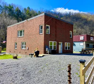 Image of Flower Shop Inn