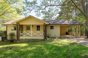 Image of Lakeside Livin' in Fairfield Bay