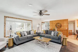 Image of Woodsy Up North Feel 5 mins from Downtown Petoskey