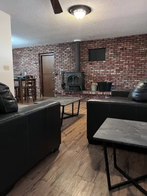 Image of Quiet cozy 2 bedroom with pool access, gated