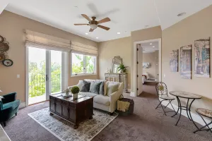 Image of Adorable 1 bedroom with cozy fireplace and balcony