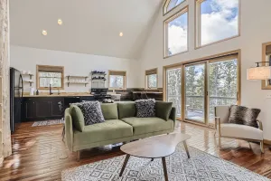 Image of Peaceful Mountain Chalet with gorgeous views!