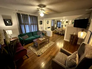 Image of The Oleander House. Guest favorite 5 star