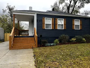 Image of RON'S HOUSE: Cozy & Charming in Revitalizing Area