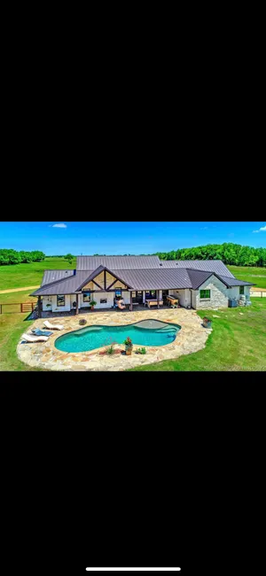 Image of Countryside Manor with Pool