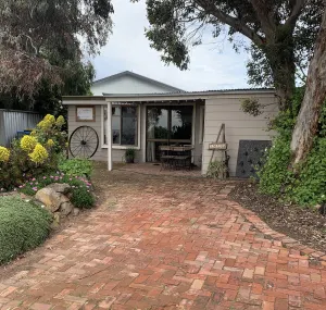 Image of \" Sandilira\"on the shores of Lake Alexandrina.