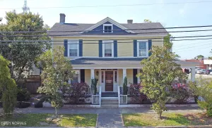 Image of Beautiful Historical house in heart of Morehead City