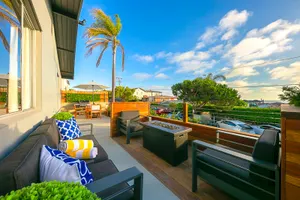 Image of Cardiff Beach Charmer