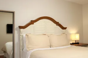 Image of Hidden Ruby-Apartment with Kitchen and Laundry