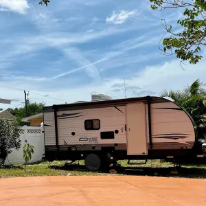 Image of Travel Trailer near Cruises/Beaches/Rockets *3 ppl