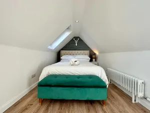 Image of Stunning Loft Apartment South Queensferry High St Bridge Views!