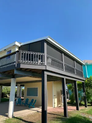 Image of Beautiful 2 BR home on Matagorda Bay