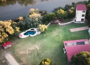 Image of Brazos River Spectacular Views with Pool/Hot Tub