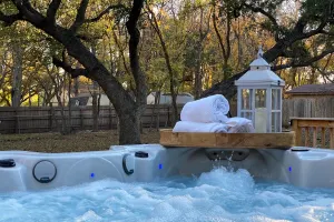Image of Luxury Hot Tub Near San Antonio- 6 Bds- private!!