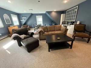 Image of Comfy-Spacious-private 1BR conveniently located