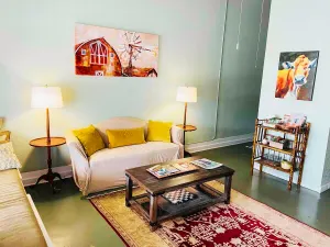 Image of On The Square Guesthouse