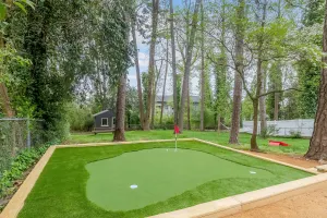 Image of Luxurious Oasis Packed with Entertainment