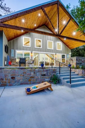 Image of B4 Hideaway Lake House w\/ dock