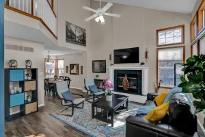 Image of Entire 3-level, 3 BRM home w/King/Queen/Twin beds