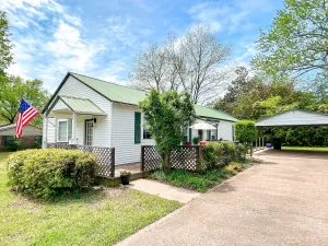 Image of The Woodroof Cottage