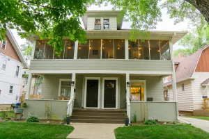 Image of Massage Chair, King Bed, Book Now! Place to B