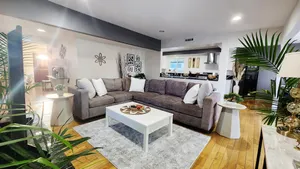 Image of Stylish Ranch with Gorgeous Swimming Pool