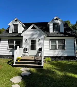 Image of Hummingbird Cottage