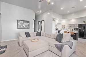 Image of New, Private Guest House with Garage and Gym