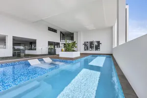 Image of Modern Coastal Apartment - Walk to beach and shops