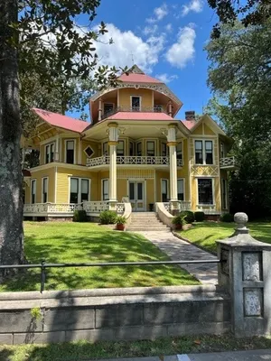 Image of Historic Lapham-Patterson House
