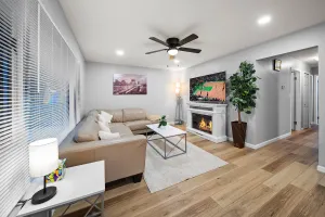 Image of Spacious 4 Bed Room Haven in Clawson Near Bham