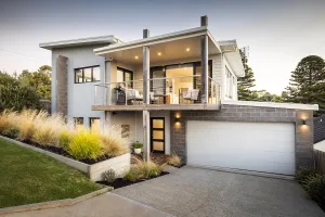 Image of City Views on Williams.