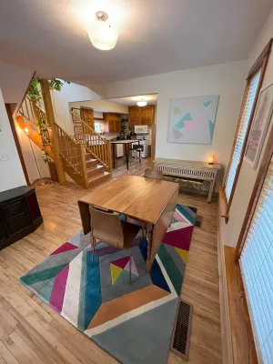 Image of NE MPLS Clean, Comfy, Artsy House