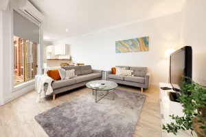 Image of Central Style at the Gardens