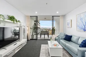 Image of City Beach Escape - Wollongong Waterside Serenity