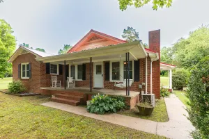 Image of Red Robin Retreat - Near Lake James, NC