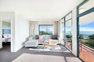 Image of Oceanview Corner - Resort-like Living with Pool