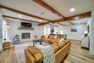 Image of Spacious & Very Comfortable, 2 King Suites, Lakes